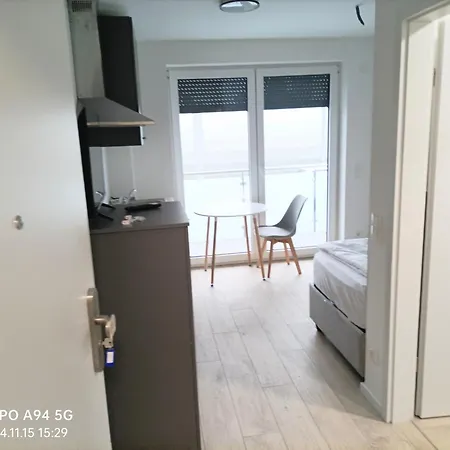 28 * Mörfelden-Walldorf