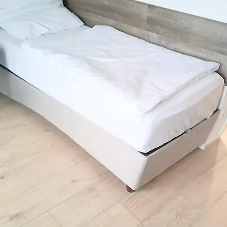 Studio Apartments 28